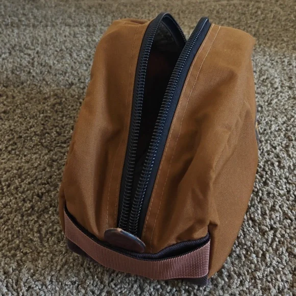 Filson Travel Pack - Whiskey - Picture 5 of 6